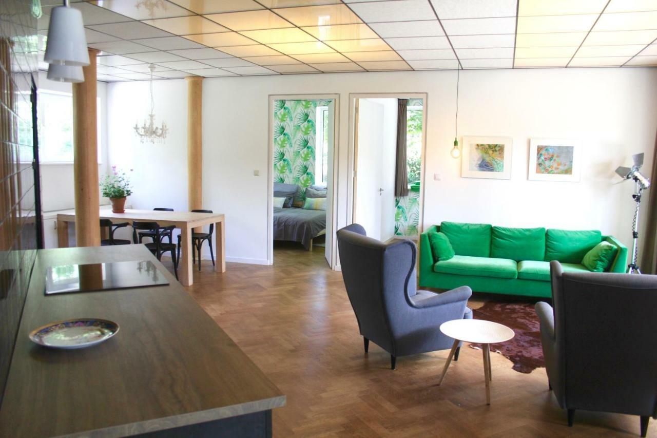 De Oude Kleuterschool Villa Zoelen ภายนอก รูปภาพ